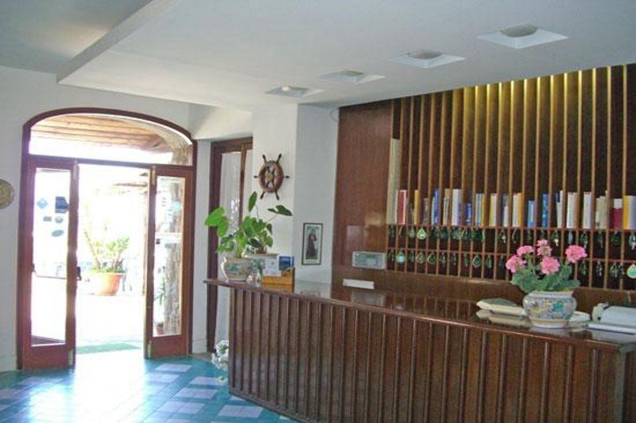 Hotel Baia Di Puolo Massa Lubrense Zewnętrze zdjęcie